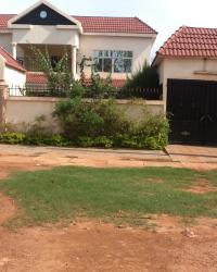 Présentation de Quelques modèles de vue des façades de nos réalisation (maison) à Bamako, de 2011 à 2012...
